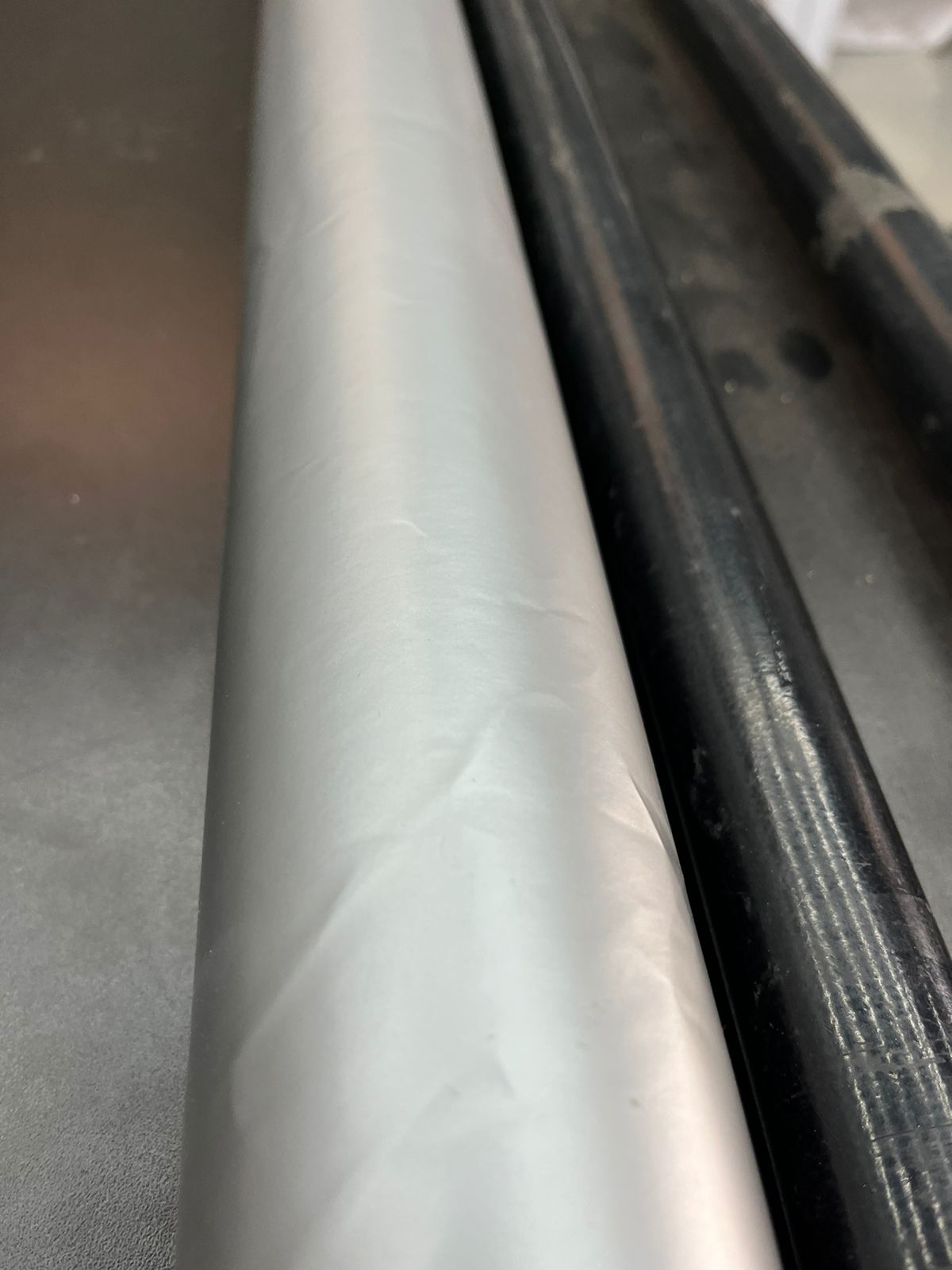 Vinil Adesivo Satin Silver Metálico - 1,22 - Alltak - Auto - Virtual Digital